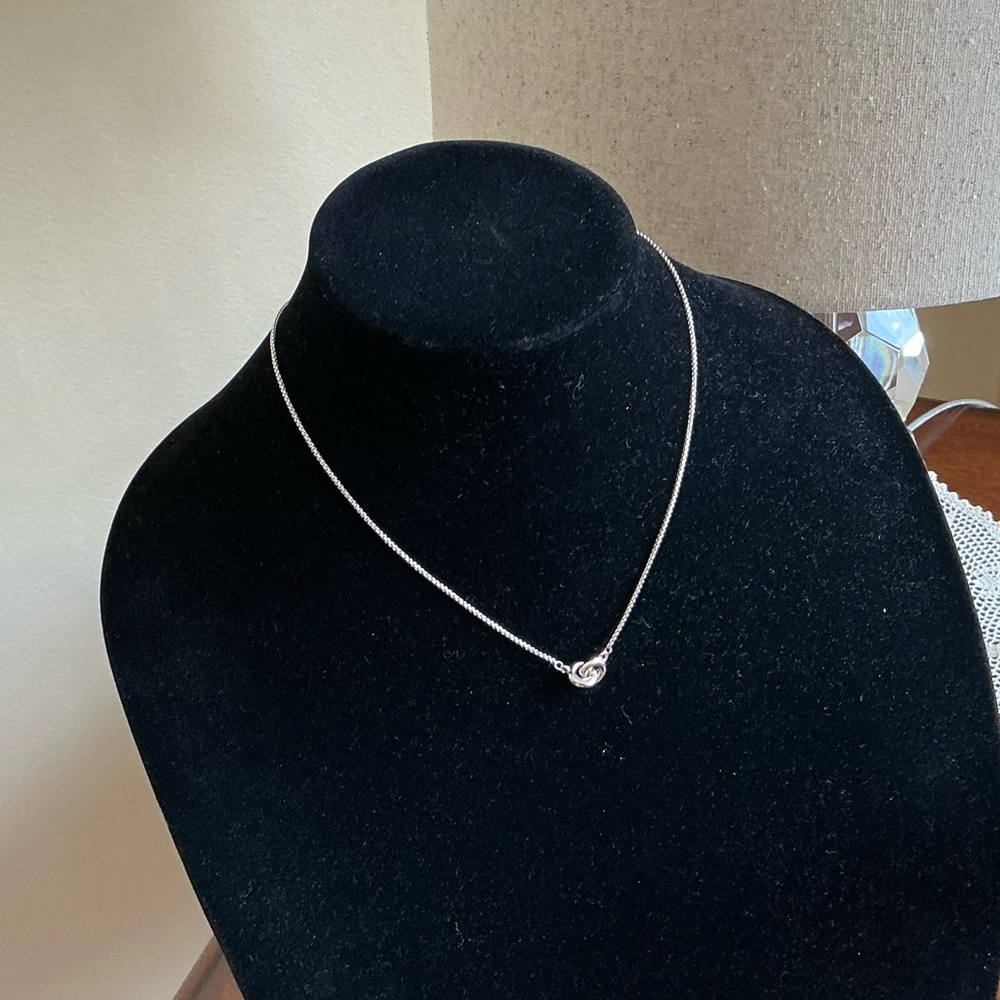 Vince Camuto pendant Necklaces